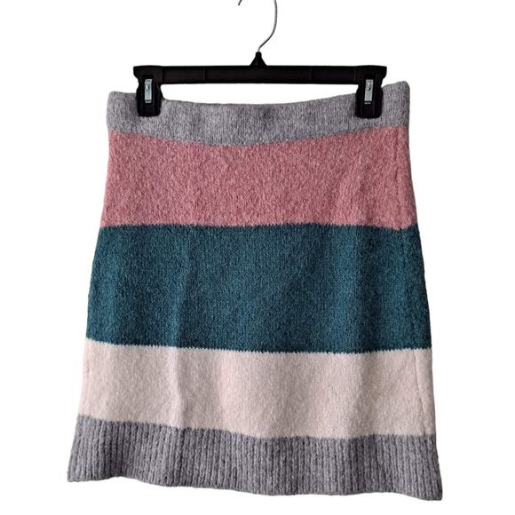 Lou & Grey Green, Pink & beige Mini Elastic Waist Knit Sweater Skirt - Size XS - Picture 2 of 9